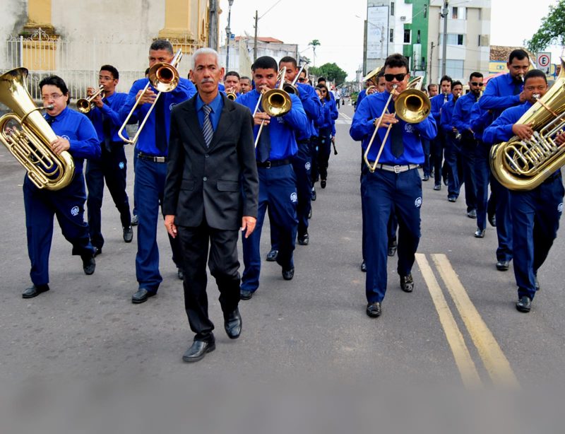 Lira Carlos Gomes